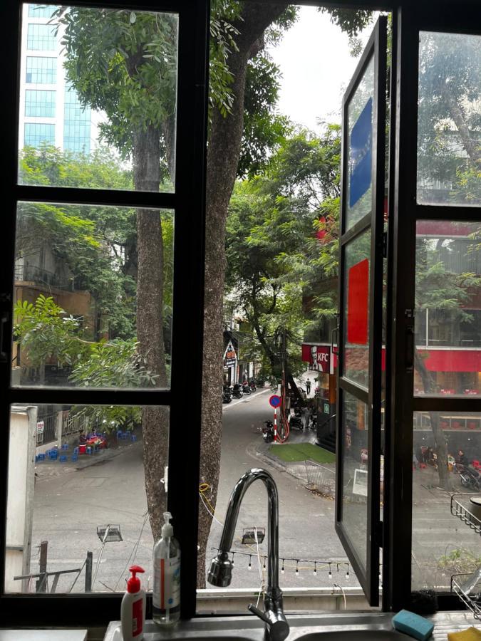 The First Ba Trieu Ha Noi Bed & Breakfast Ханой Екстериор снимка