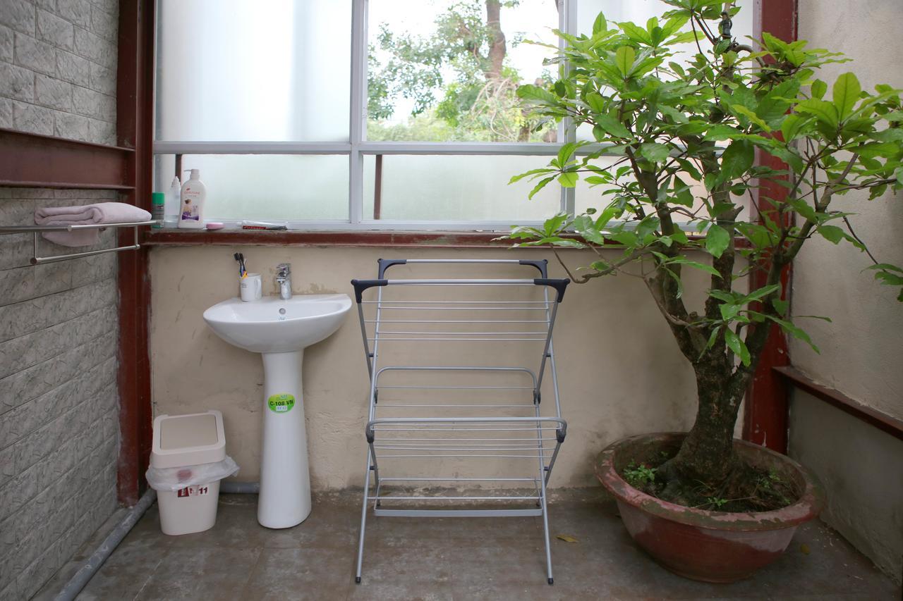 The First Ba Trieu Ha Noi Bed & Breakfast Ханой Екстериор снимка