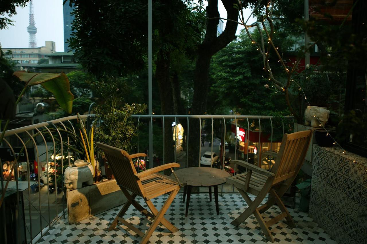 The First Ba Trieu Ha Noi Bed & Breakfast Ханой Екстериор снимка